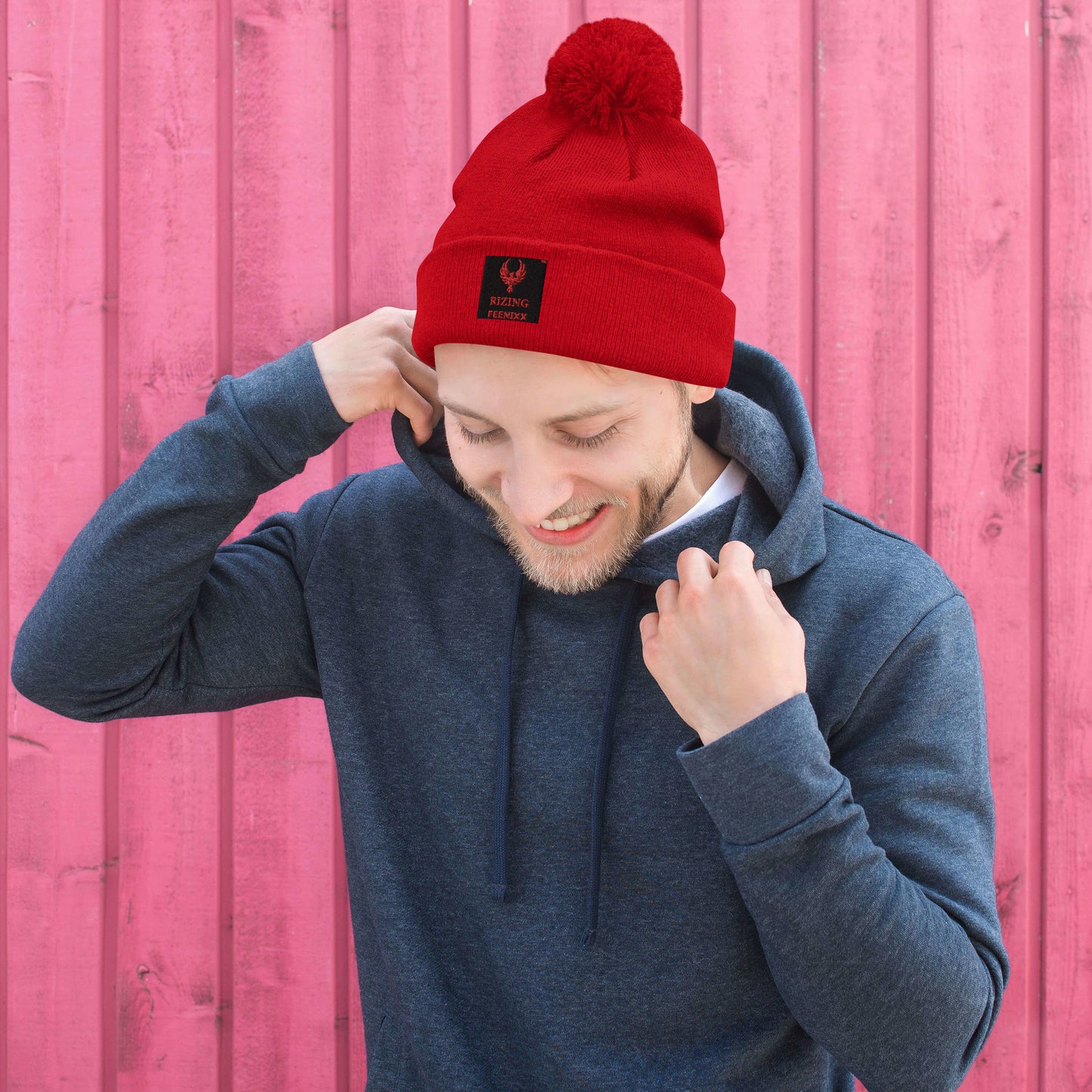 RIZING FEENIXX™ POM-POM BEANIE